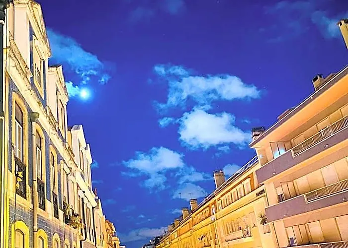 Sri-Indo Guest House Lisboa